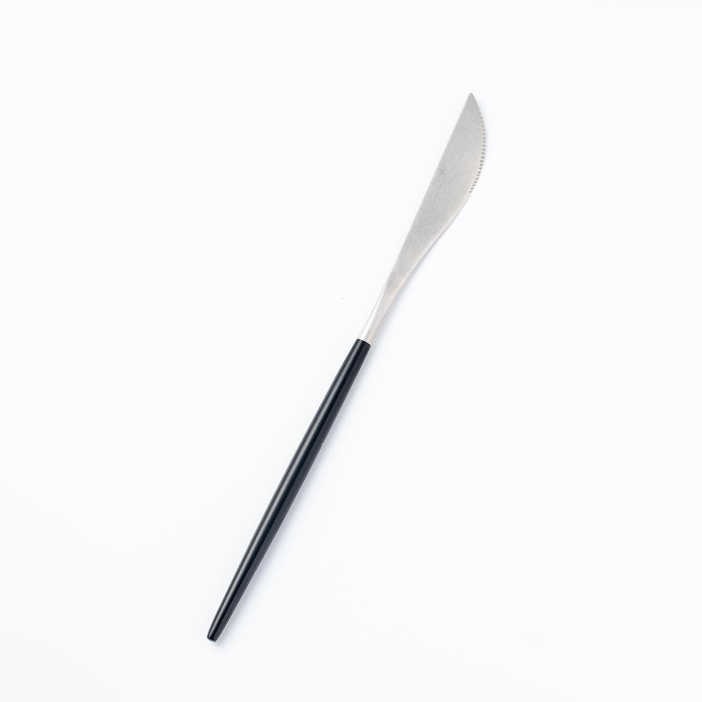 BLACK KNIFE