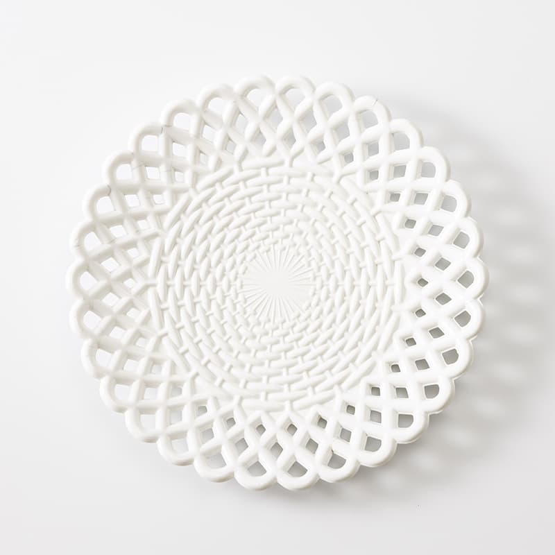 WHITE PLATE