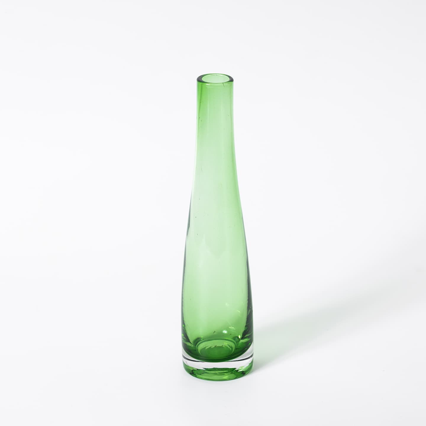 CLEAR VASE