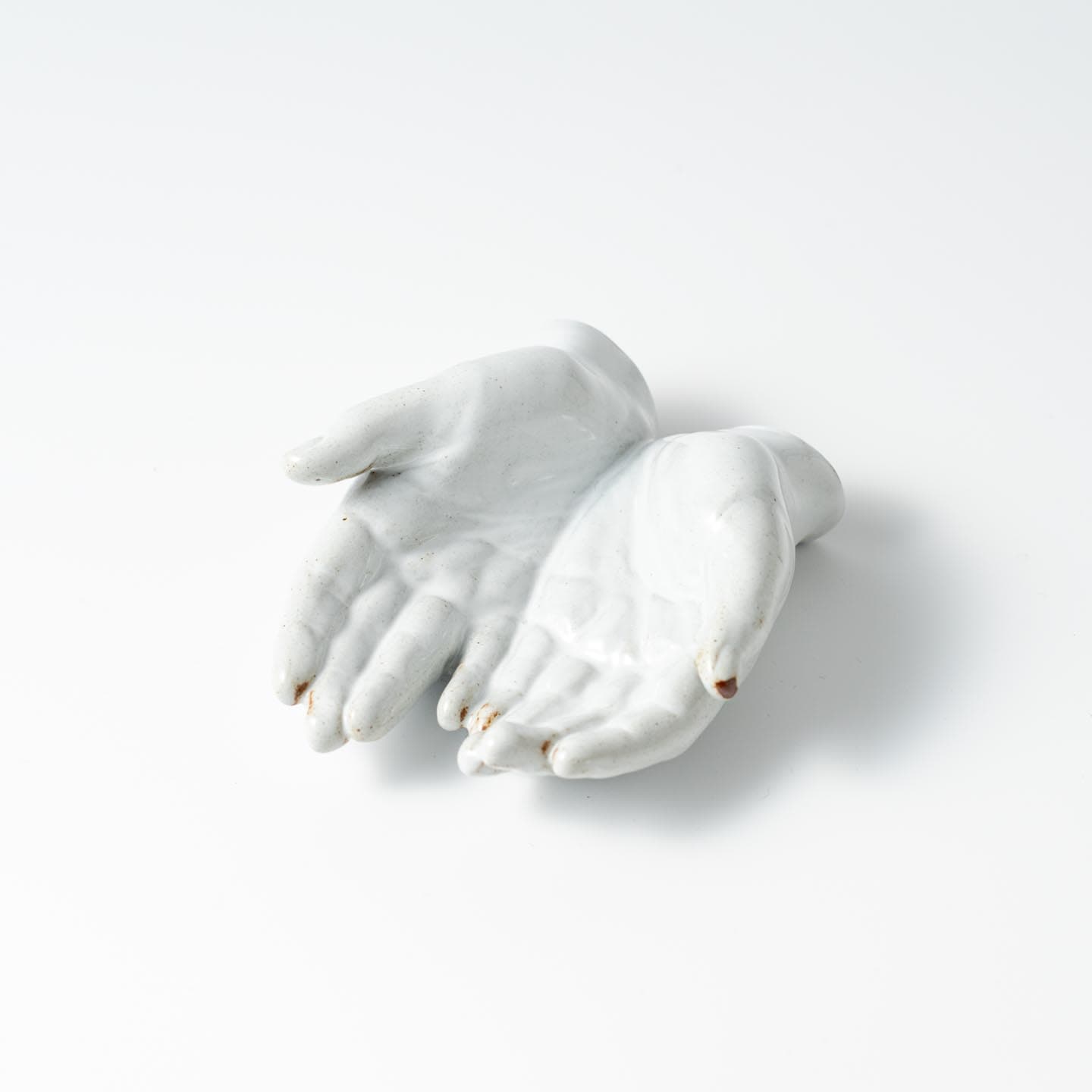 HAND OBJECT