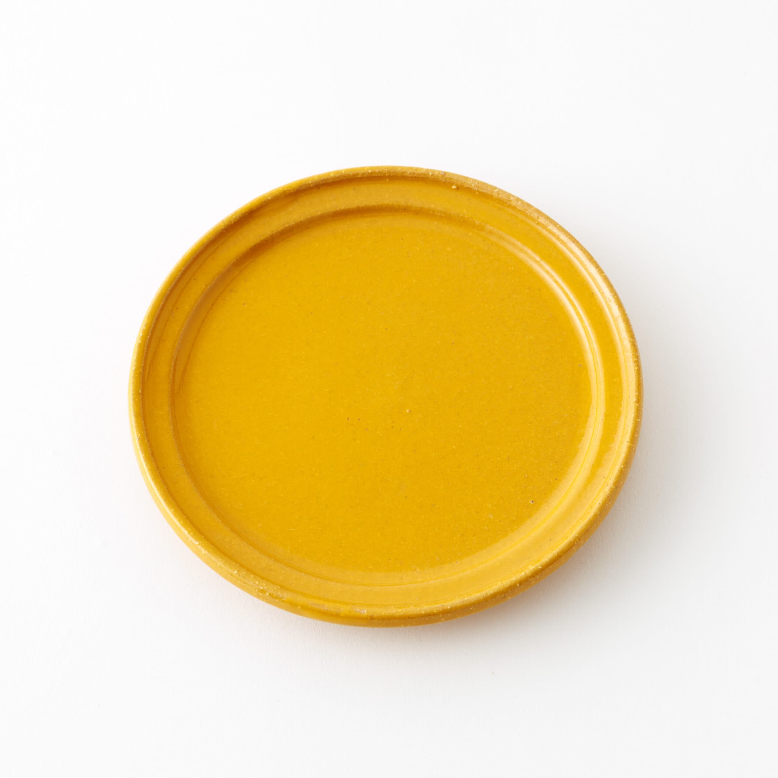 YELLOW PLATE